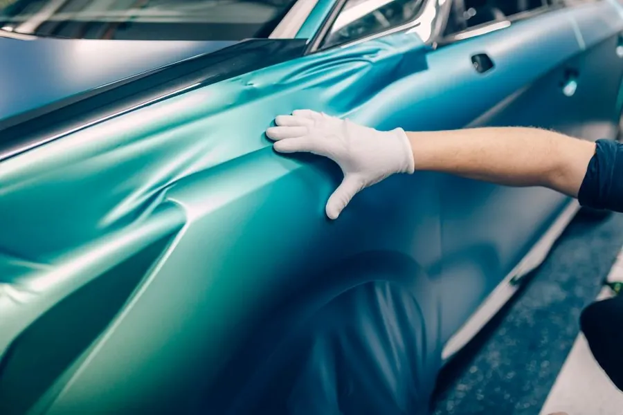 Proces colantare auto